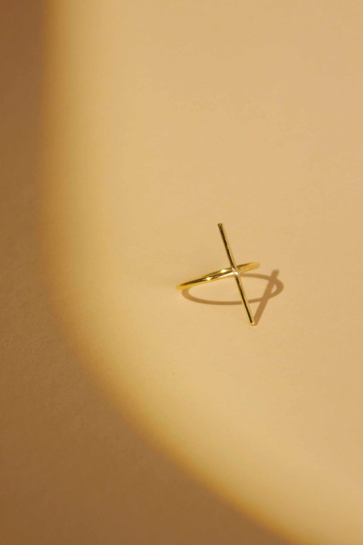 Ring Up | Handmade golden eyecatcher
