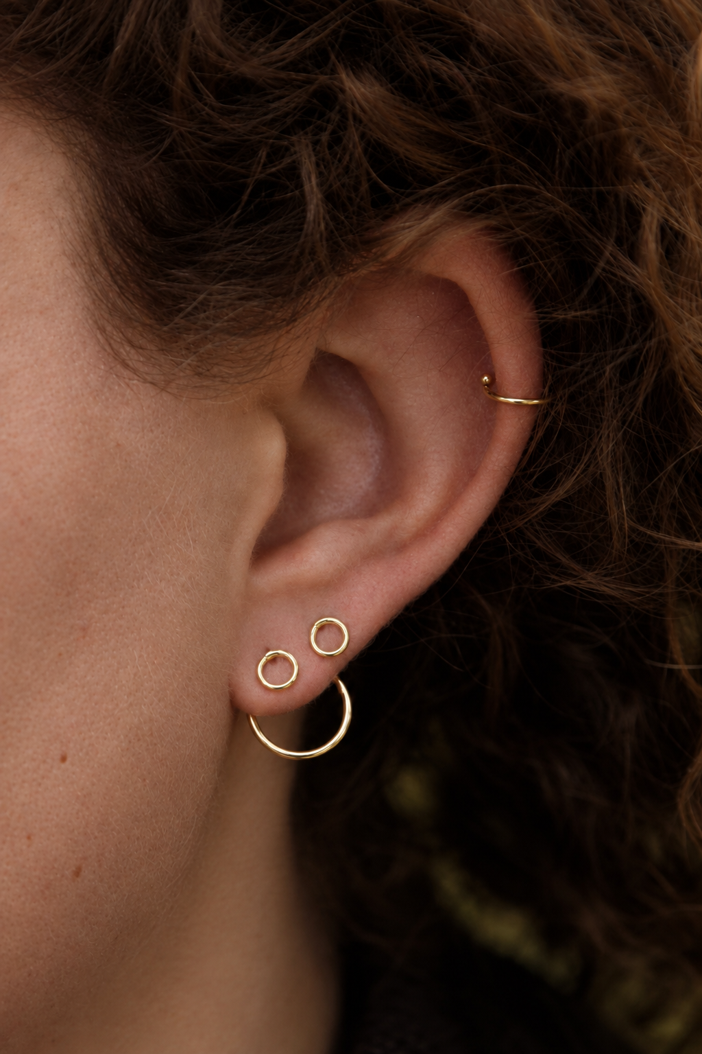 Oorbel Atmos Small | Goud met een twist