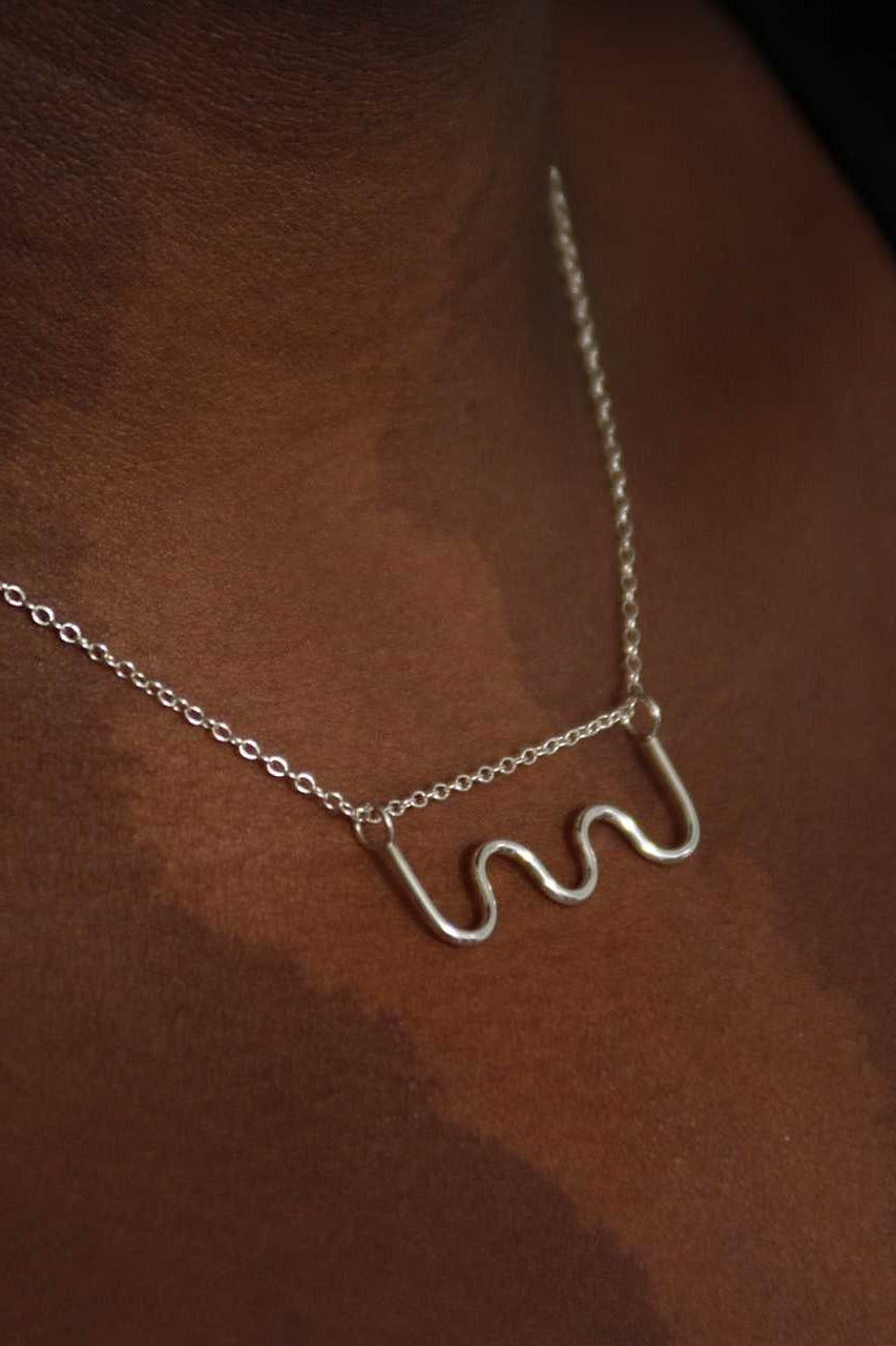 Wiggle Necklace | Are You Coming Along to Dance?