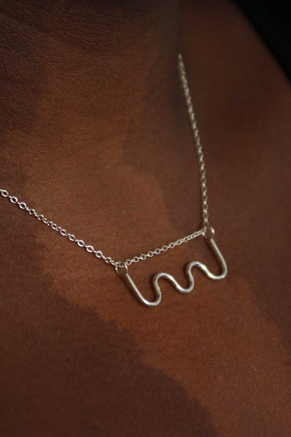 Wiggle Necklace | Are You Coming Along to Dance?
