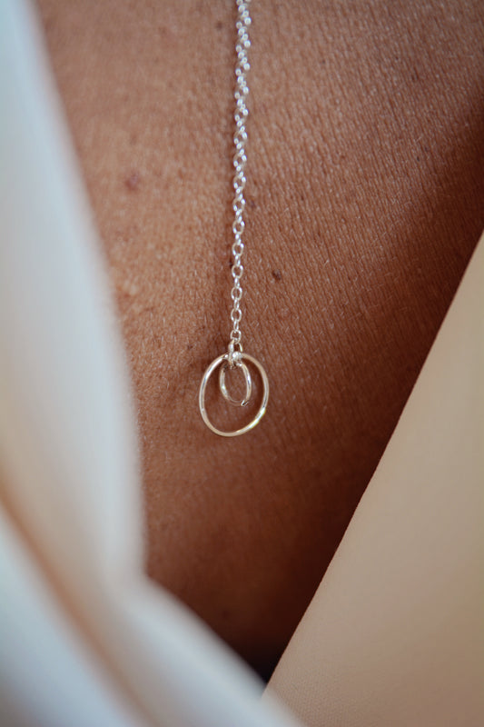 (Rug) Ketting Venus | Zilveren, handgemaakte planeet