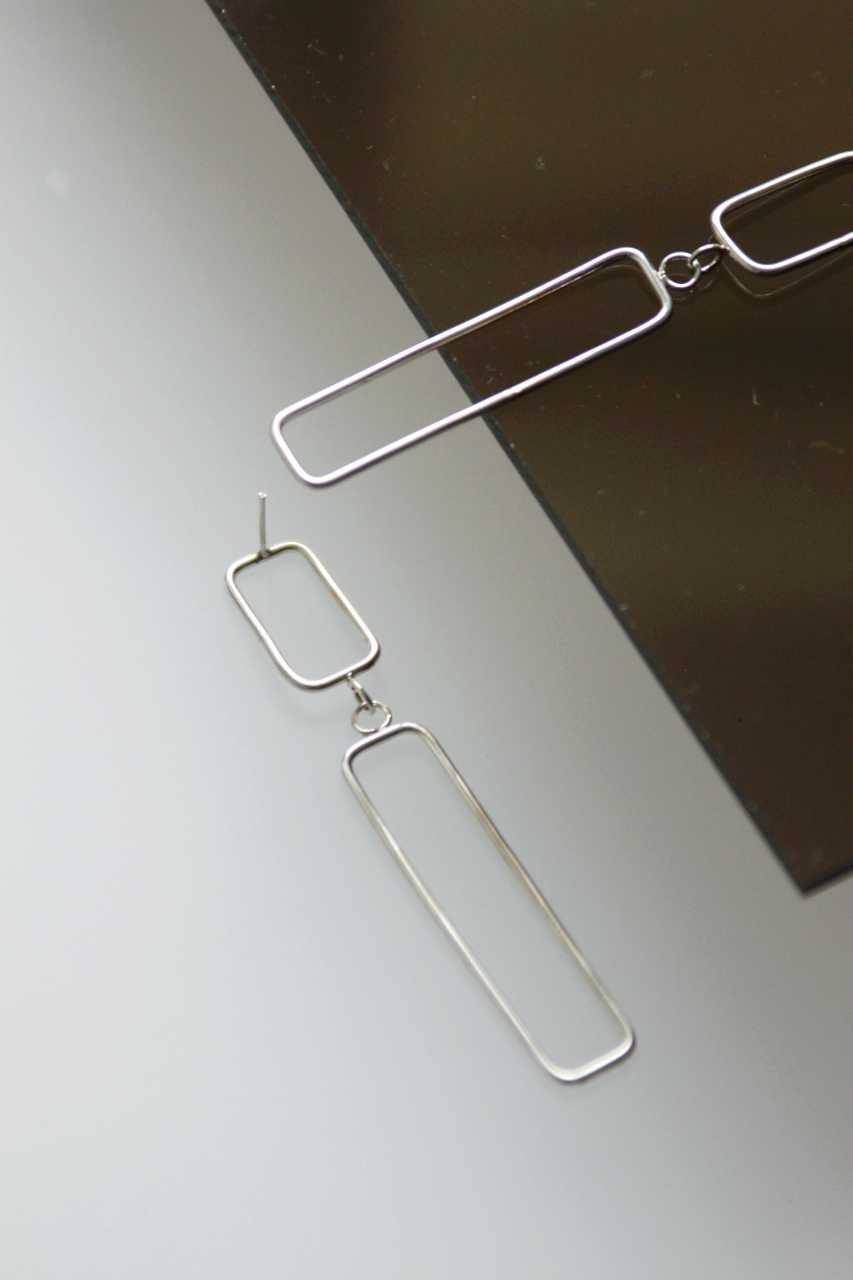 Oorbel Blinking Block | Stoer, stevig en comfortabel