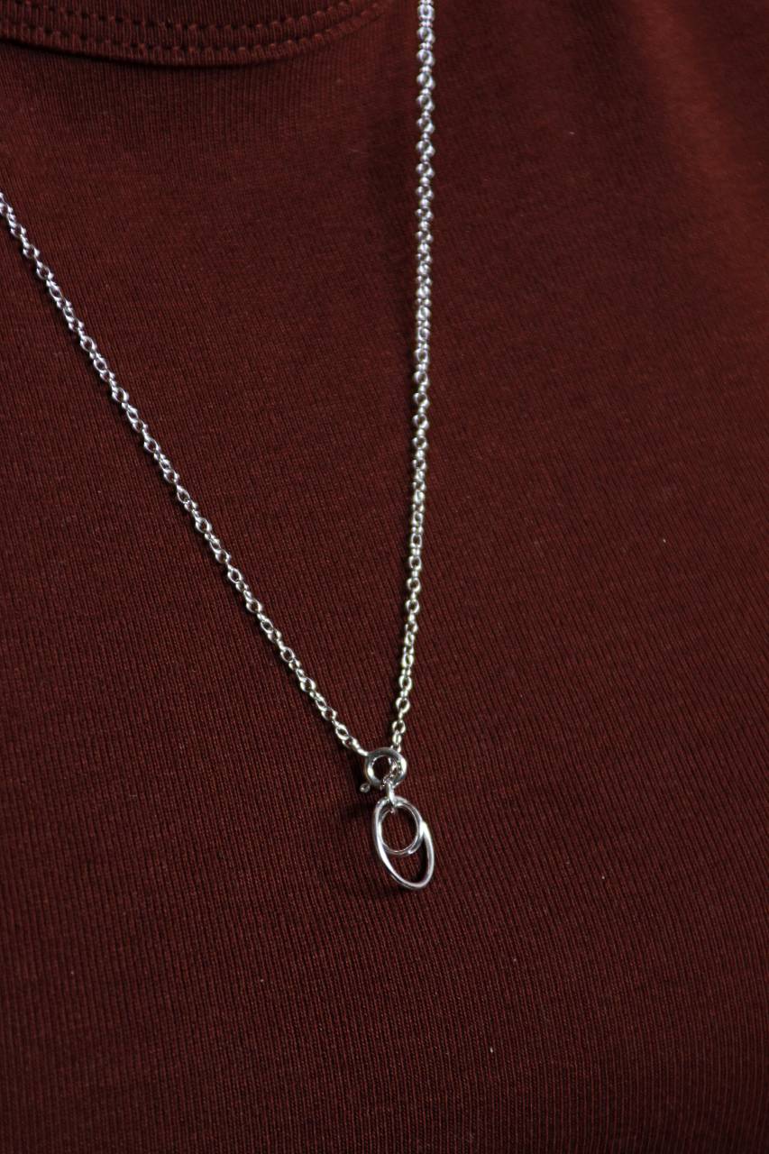 (Rug) Ketting Venus | Zilveren, handgemaakte planeet