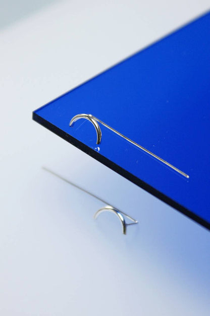 Oorbel Moon Drop | Lang en elegant